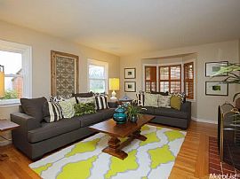 Beautiful 4 Bedroom 2 Bath Park Home in Sacramento, CA (Photo 2 of 5)