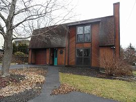 Contemporary 3 Bedroom, 2 Full Bath. in Albany, NY