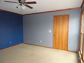 Contemporary 3 Bedroom, 2 Full Bath. in Albany, NY (Photo 5 of 5)