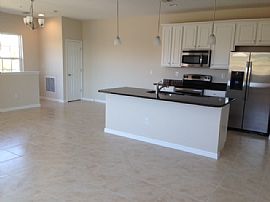 Brand New Beautiful Carriage Home/condo, Near Mall and Beaches  in Osprey, FL