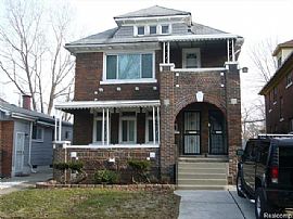 3 Bedroom Brick Upper Flat  in Detroit, MI