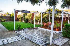 Beautiful Lennar Home in Hanford, CA (Photo 2 of 9)