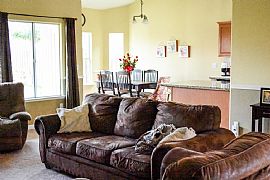 Beautiful Lennar Home in Hanford, CA (Photo 8 of 9)