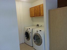 Beautiful 3 Bedroom 2 Bath 2 Car Garage 1,628 Sqft in Phoenix, AZ (Photo 10 of 12)