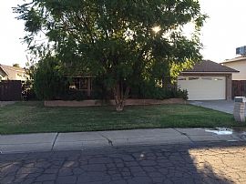Beautiful 3 Bedroom 2 Bath 2 Car Garage 1,628 Sqft in Phoenix, AZ (Photo 12 of 12)