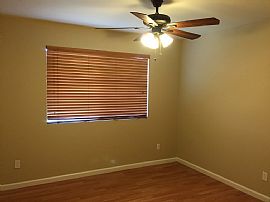 Beautiful 3 Bedroom 2 Bath 2 Car Garage 1,628 Sqft in Phoenix, AZ (Photo 7 of 12)