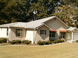 Absolutely Fabulous Home in a Great Neighborhood in Decatur, AL