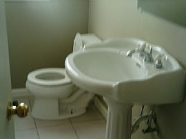 Absolutely Fabulous Home in a Great Neighborhood in Decatur, AL (Photo 6 of 10)