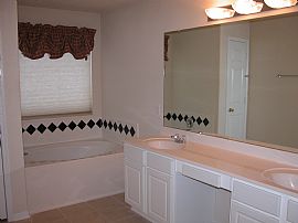 Katy, 3-2-2. Fry/clay Rd, Great Location!   in Katy, TX (Photo 7 of 10)