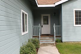 Sophisticated 3 Beds 2 Baths Ranch Style Home in Anchorage, AK (Photo 9 of 9)