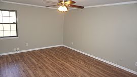 Wonderfully Huge 3bedrm Ranch- Style, Single Family Home in Little Rock, AR (Photo 6 of 9)