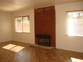 3beds, 2baths Single Family Home/new Appliances in Fresno, CA (Photo 5 of 11)