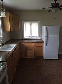  Welcome Home to This 3 Bed 2.5 Bath Cozy Craftsmen in Dover, DE (Photo 7 of 10)