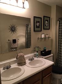 2 Bedroom with Great Natural Light and 1 Car Garage! in Manchester, NH (Photo 8 of 9)