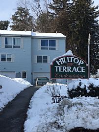 2 Bedroom with Great Natural Light and 1 Car Garage! in Manchester, NH (Photo 9 of 9)