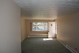 This Great 3 Bedroom 1.5 Bath Is Located Lakewood in Lakewood, CO (Photo 2 of 11)