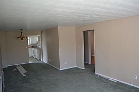 This Great 3 Bedroom 1.5 Bath Is Located Lakewood in Lakewood, CO (Photo 7 of 11)