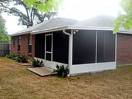 3 Bedrooms, 2 Full Baths Fenced Back Yard and 2-Car Garage! in Gulfport, MS (Photo 2 of 5)