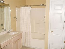 3 Bedrooms, 2 Full Baths Fenced Back Yard and 2-Car Garage! in Gulfport, MS (Photo 5 of 5)