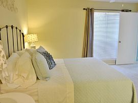 2,3 Bedroom in Bradenton in Bradenton, FL (Photo 12 of 12)