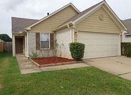 Beautiful Gorgeous 3bedrooms 2-Baths 2car Garage in Memphis, TN (Photo 7 of 9)