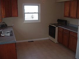 Very Convenient  3 Bedrooms, in Columbus, OH (Photo 6 of 7)