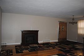  Westside Three Bedroom, Two Bath Ranch Style Home. in Rapid City, SD (Photo 4 of 8)