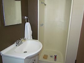 This House Is Immaculate! New Paint Inside and Out in Las Vegas, NV (Photo 6 of 12)