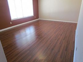 This House Is Immaculate! New Paint Inside and Out in Las Vegas, NV (Photo 8 of 12)