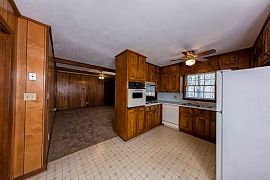 Very Pretty 3 Bed 3 Bath Home in Center Point, AL (Photo 4 of 11)