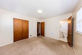 Very Pretty 3 Bed 3 Bath Home in Center Point, AL (Photo 8 of 11)