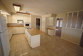 185 W Jasper Drive in Chandler, AZ (Photo 6 of 12)