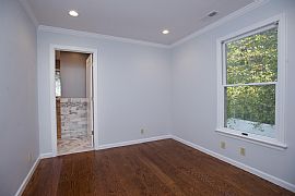 4 Bed, 3.5 Bath, 1200 Sqft, $2,600 in New Canaan, CT (Photo 5 of 12)