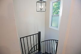 4 Bed, 3.5 Bath, 1200 Sqft, $2,600 in New Canaan, CT (Photo 7 of 12)