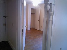 2 Bed/1 Bath in Wilmington, NC (Photo 3 of 4)