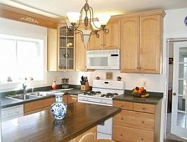 1st Floor of Beautifully Restored Bungalow in Great Residential in Chicago, IL (Photo 4 of 5)