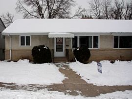 3922 Sheridan Ave S in Minneapolis, MN