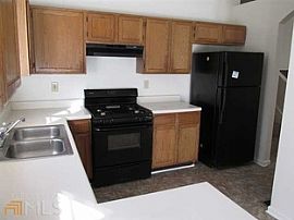 This Renovated House Boasts Three Bedrooms with Two Full Baths, in Stone Mountain, GA (Photo 4 of 5)