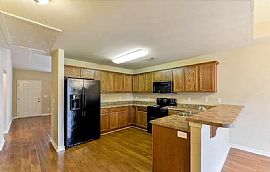 Absolutely Awesome 2 Bedroom - Move-In Ready in Bessemer, AL (Photo 3 of 7)