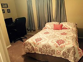 Beautifully Remodeled. 3bedroom, 2bathroom,2car Garage in Cente in Centerton, AR (Photo 8 of 8)