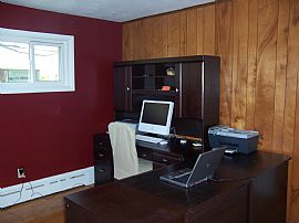 Great Property Located in Nice Neighborhood  in Springfield, MA (Photo 10 of 10)