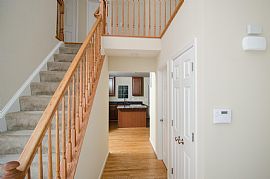 4 Bed, 2.5 Bath, 3000 Sqft, $1,650 in Elkridge, MD (Photo 2 of 10)