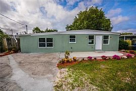 Beautifully Updated 3br/2br in Tampa, FL