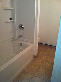 Beautiful 3 Bedroom Home in East Toledo in Toledo, OH (Photo 9 of 12)