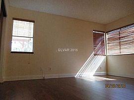 Beautilfu House For Rent ! in Las Vegas, NV (Photo 9 of 10)