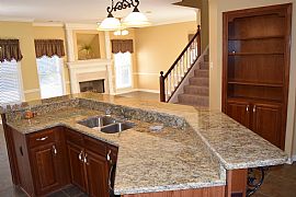 Home Details For 1726 John Ridge Dr in Collierville, TN (Photo 4 of 12)