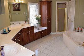 Home Details For 1726 John Ridge Dr in Collierville, TN (Photo 7 of 12)