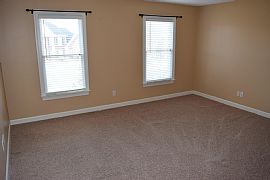 Home Details For 1726 John Ridge Dr in Collierville, TN (Photo 9 of 12)