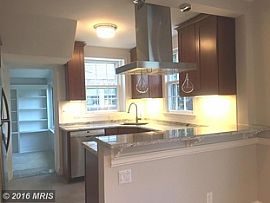 Charming White Brick Colonial in Washington, DC (Photo 3 of 10)