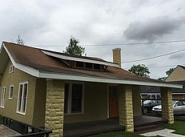 Charming 2 Bedroom 1 Bath Well Maintained House For Rent.  in Houston, TX (Photo 2 of 8)